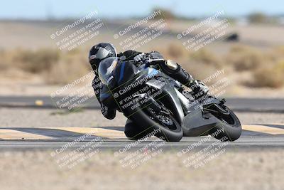 media/Nov-16-2025-Race Pace (Sun) [[8c5fa54630]]/Verified Riders/9-Turn 16 (150pm)/